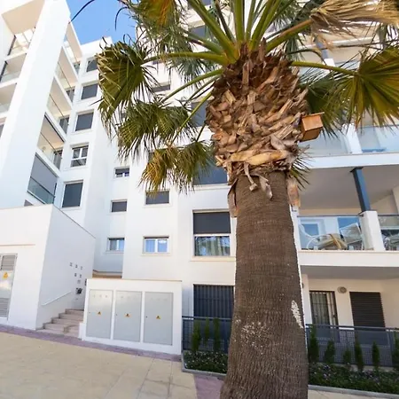 דירה Lovely Centrally Located In *